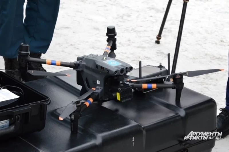 Уровень воды в том числе будут мониторить дроны. 