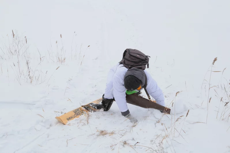 Одно из самых трудных испытаний на пути — крутой подъём, который под силу лишь опытным охотникам.