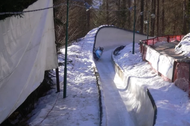 Санно-бобслейный центр Кортины «Эудженио Монти».