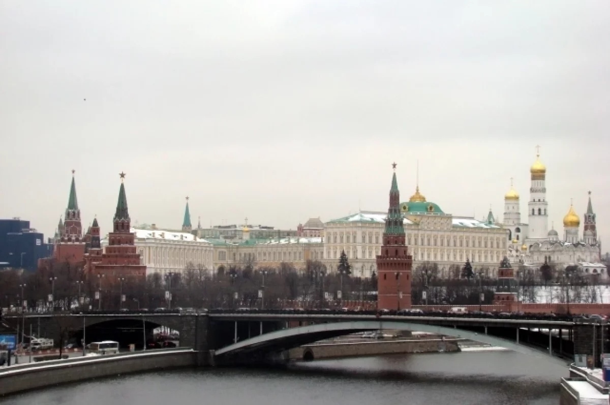 В Кремле заявили, что трехсторонние переговоры по Украине нужно продолжать