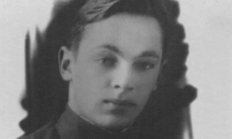 В юности Александр Зацепин хотел стать циркачом, не получилось.