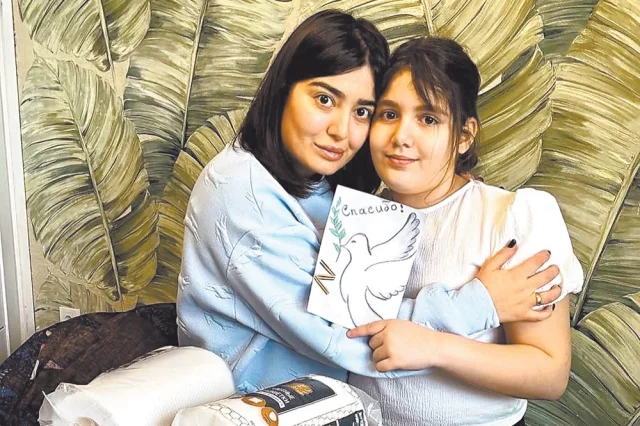 Ресторатор Джулиета Согомонян и ее дочь Элен.