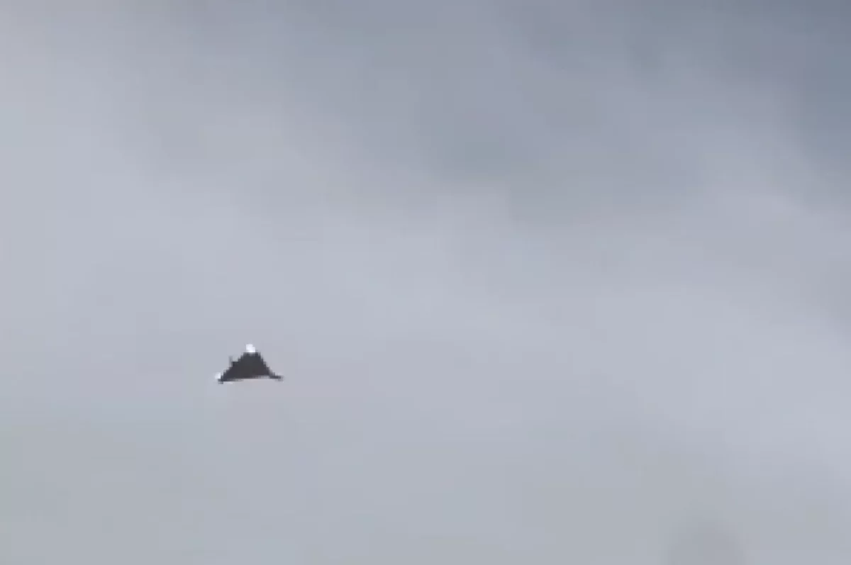 Увлеклись погоней: БПЛА Ирана уничтожил сбивший его вертолет перед падением