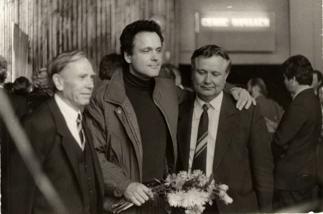 На встречу с челябинскими зрителями приезжали многие известные актёры — например, Николай Ерёменко.