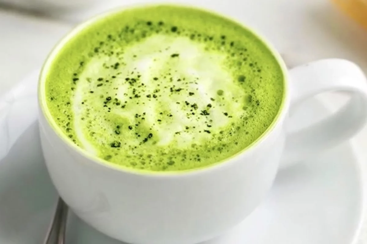 Напиток матча может снижать чихание при аллергии