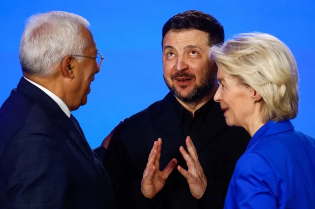 Владимир Зеленский, председатель Европейской комиссии Урсула фон дер Ляйен и председатель Европейского совета Антонио Коста. 