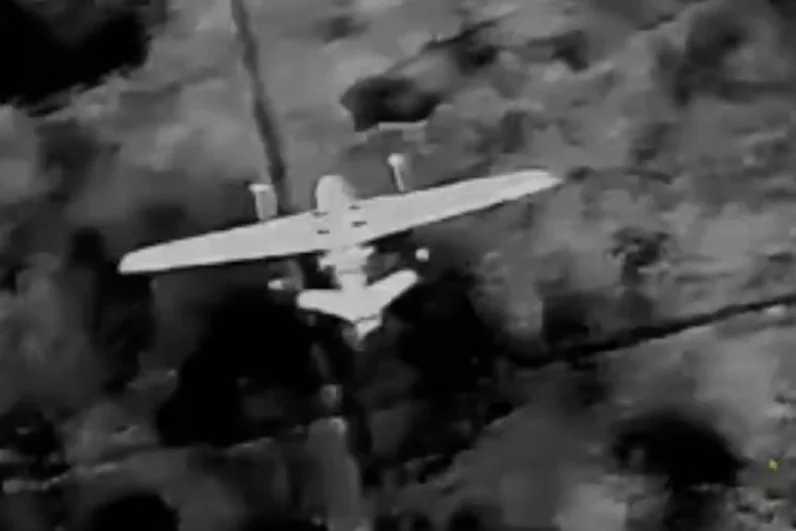 FPV-истребители настигли ударный беспилотник ВСУ Jupiter Hunter.