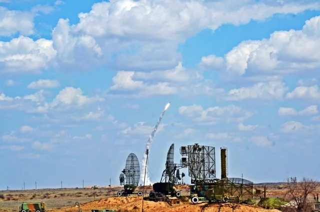 Силы ПВО уничтожили 176 украинских дронов самолётного типа.