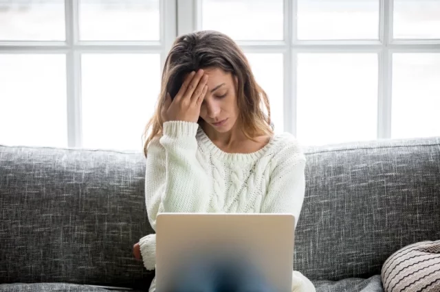 Женщины часто невольно сравнивают себя с другими. 