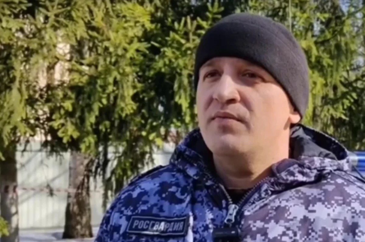 Росгвардеец Дмитрий Юрков спасал пострадавших во время теракта в Брянске
