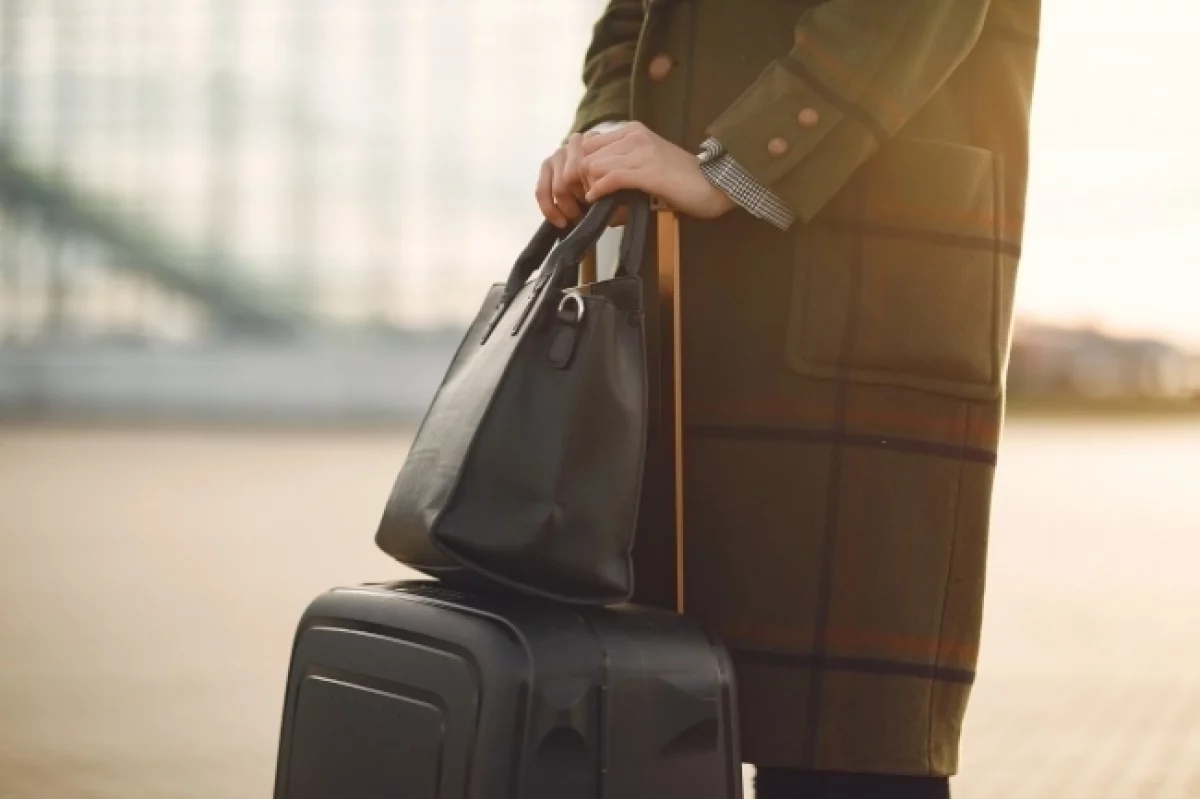 КСИР призвал покинуть районы около предприятий США на Ближнем Востоке