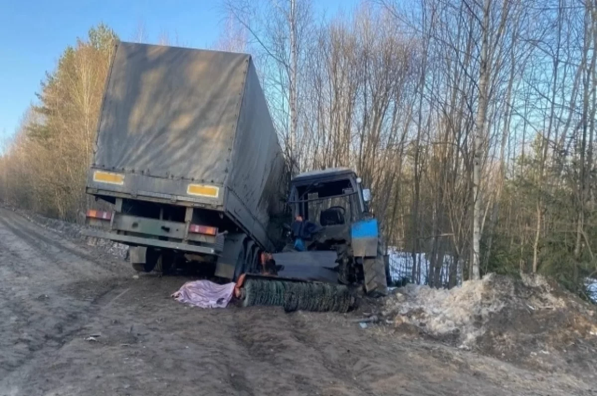 В Брянской области тракторист погиб в ДТП с большегрузом