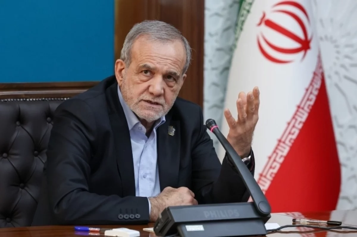 Президент Ирана Пезешкиан пообещал суровую месть за гибель Лариджани