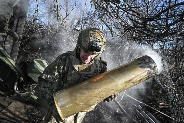 Боевая работа расчета пушки 2С5 «Гиацинт-С» группировки войск «Центр».
