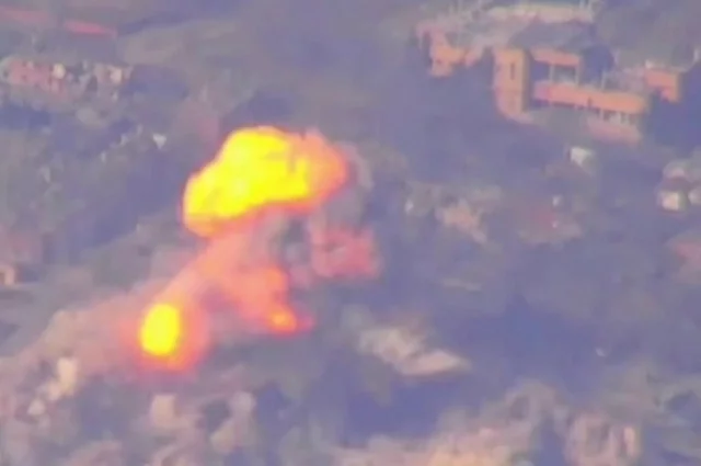 Сегодня сообщения об ударах по украинским военным объектам полетели с самого раннего утра.