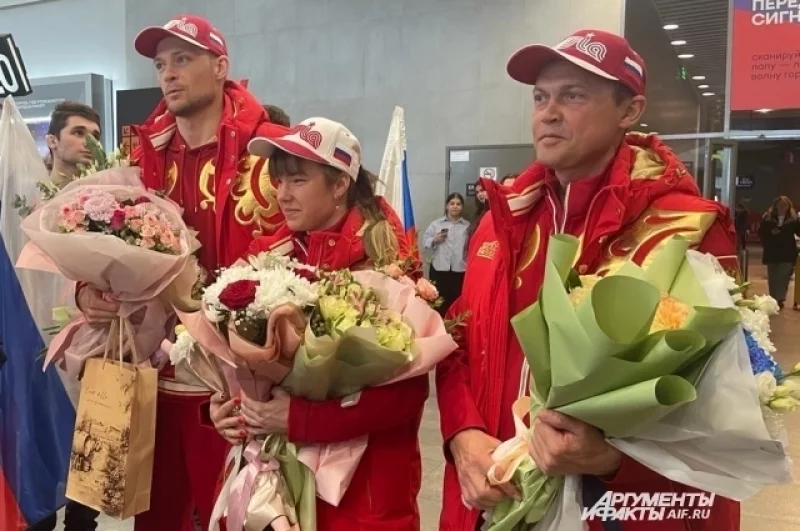 С Анастасией Багиян и Сергеем Синякиным также был их тренер Алексей Турбин.