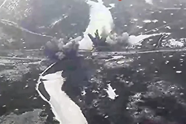 Продолжается и битва в самом городе и Купянске-Узловом, там все еще идут позиционные бои. 