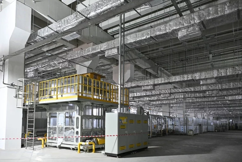 Когда оба производства будут запущены и выйдут на проектную мощность, то будут выпускать до 33 млн аккумуляторных ячеек в год.