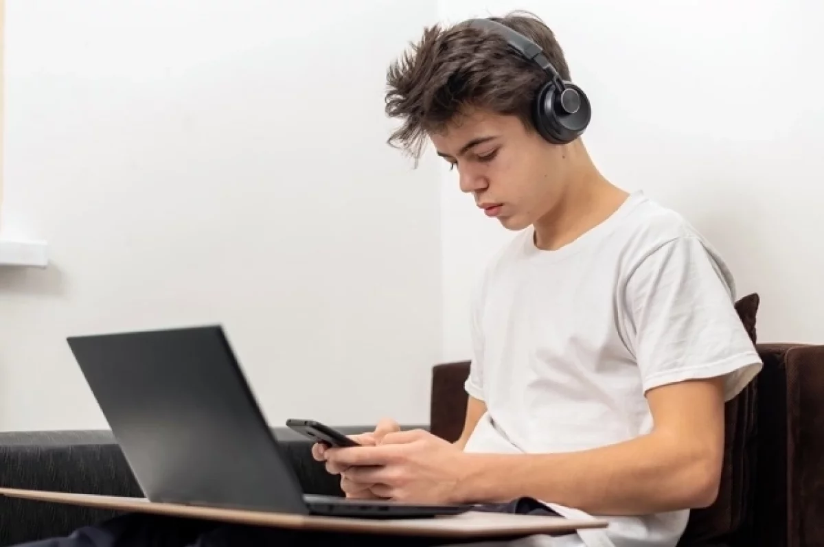 Школьник из Петрозаводска успешно выступил на международной олимпиаде