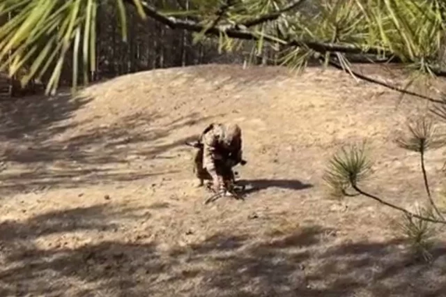 Подготовка БПЛА к запуску, чтобы сбивать дроны ВСУ. 