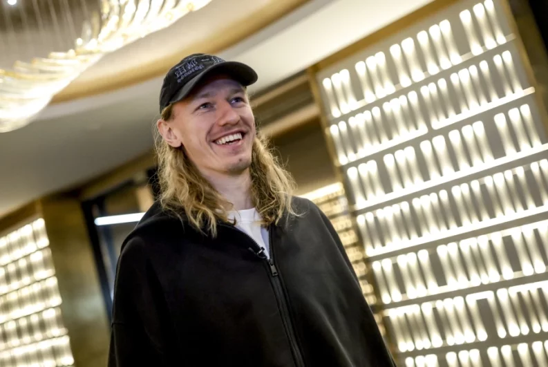 Матвей Сафонов надеется сыграть на стадионе, где начиналась его карьера. 