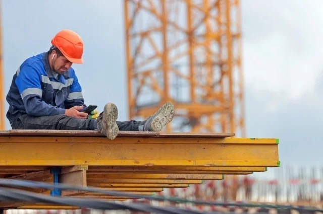 Строительство становится всё дороже: в цене растут материалы, логистика, услуги рабочих.