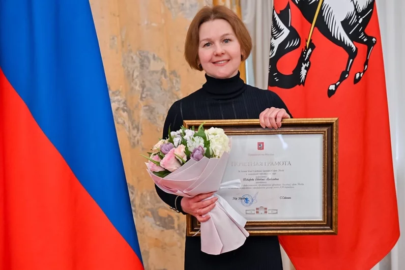 Преподаватель Московского государственного хореографического училища имени Л. М. Лавровского - Евдокия Токарева.