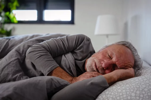 «Оптимальный» образ жизни для наилучшего здоровья сердечно-сосудистой системы включает в себя сон от восьми до девяти часов каждую ночь.