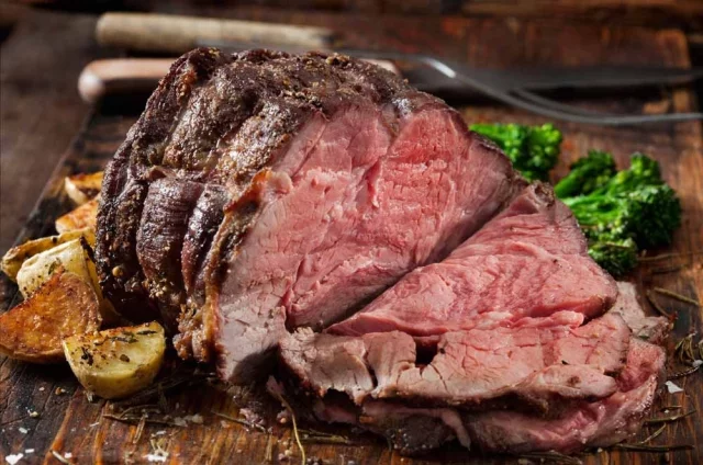 Мясо — прекрасный источник полноценного, хорошо сбалансированного по аминокислотному составу белка.