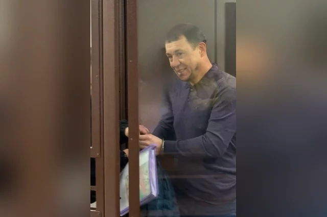 Набережночелнинский городской суд продлил арест бывшему главе Нижнекамского района Рамилю Муллину до 3 июня.