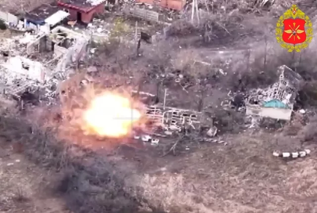 Вся Славянская дуга продолжает гореть.