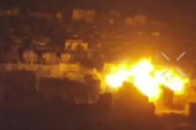 На территории предприятия «Криворожсталь» находятся подземные многоуровневые бетонные бункеры и цеха.