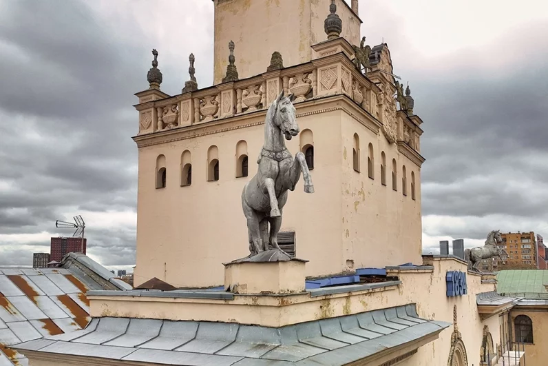  «Возрождаем важный исторический объект города, который на протяжении почти двух веков играл особую роль в культурной жизни столицы». – отметил мэр.