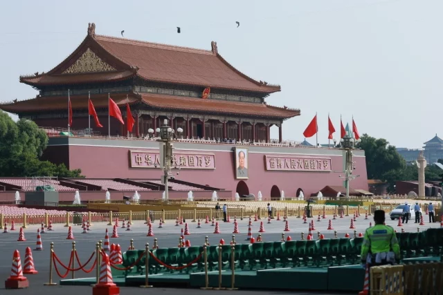 Товарооборот РФ и КНР уже превышает 200 миллиардов долларов.