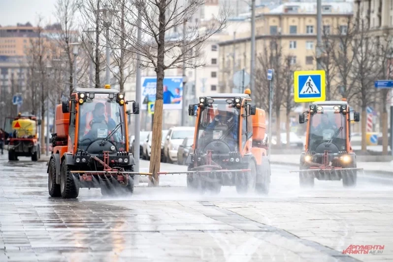 В процессе промывки специалисты нанесли шампунь, а через полчаса его смыли.