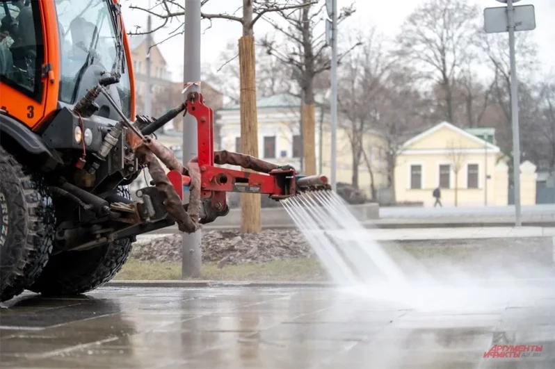 Смысл процедуры заключается в устранении мазутных и других пятен, которые невозможно удалить водой.