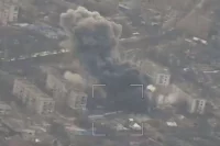 Наши парни могут двинуться на юг в сторону поселка Боровая.