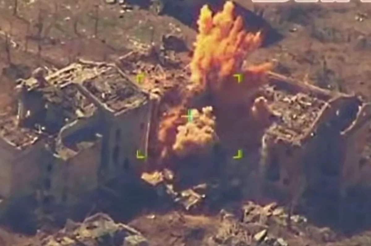 Уничтожение пункта дислокации ВСУ под Красным Лиманом сняли с воздуха