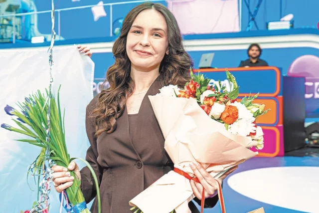 «Дети неусидчивые и сидят в телефонах? Почему бы это не использовать!» – считает педагог Анастасия Максимова.