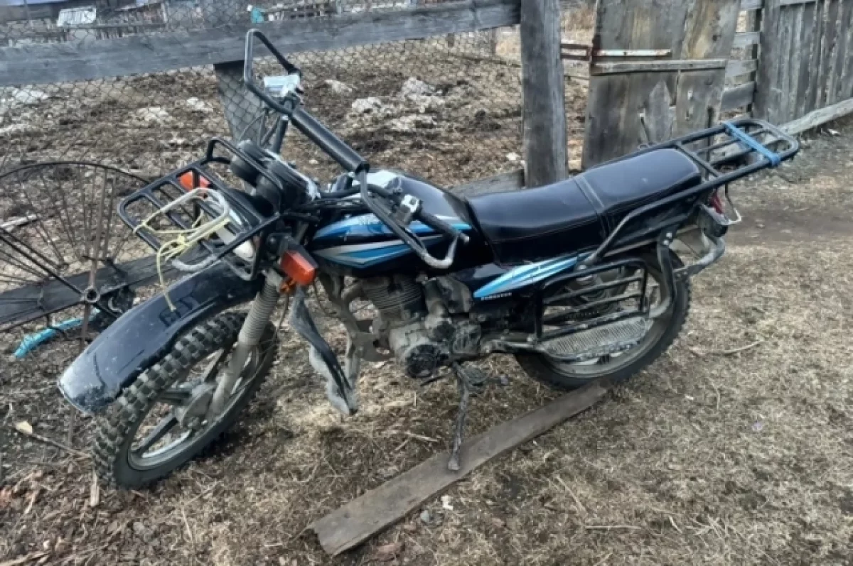 Несовершеннолетний водитель мотоцикла устроил ДТП на Алтае