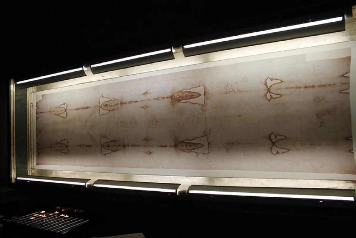 Ученые из Италии нашли на Туринской плащанице несколько новых ДНК