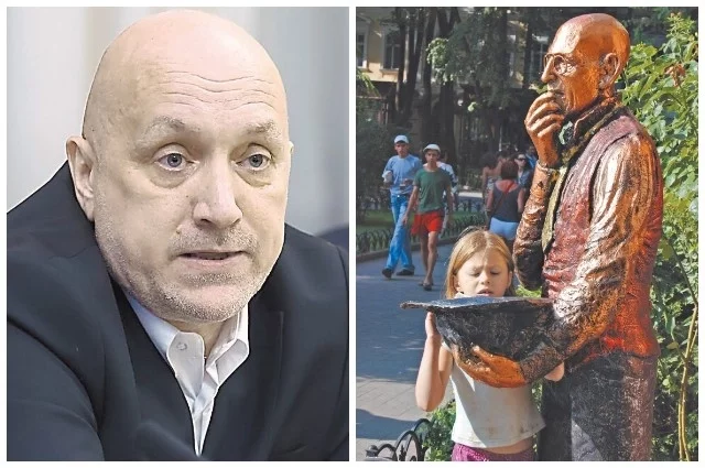 Памятник литературному Кисе Воробьянинову в Одессе ещё стоит, а в Харькове в 2024 году снесли скульптуры героев романа «Двенадцать стульев».