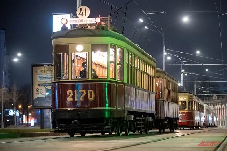 В ночь на 1 апреля в Москве прошла генеральная репетиция парада трамваев.