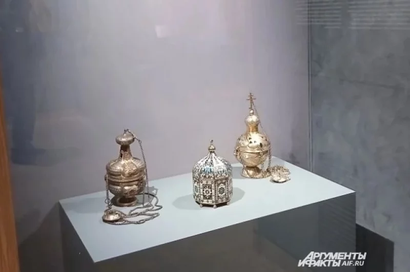 Общий объём коллекции, размещаемой в стенах, — более 55 тысяч музейных предметов.