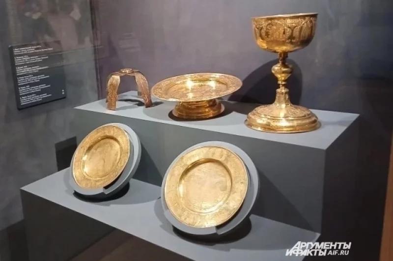 Коллекция оказывается в прямом смысле на своей исторической земле.