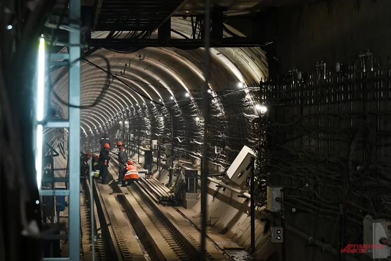 Новая Рублёво-Архангельская ветка столичной подземки длиной 27,6 км с 12 станциями.