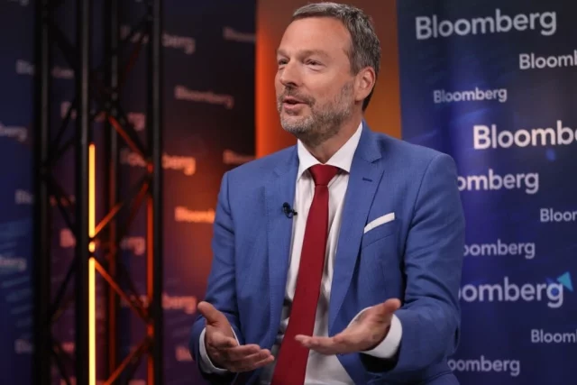 У Бельгии нет бюджетных возможностей для поддержки населения в условиях подорожания газа и бензина. Глава ЦБ Бельгии Пьер Вунш.