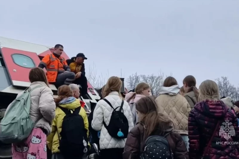 В поезде ехали дети из Челябинской области.