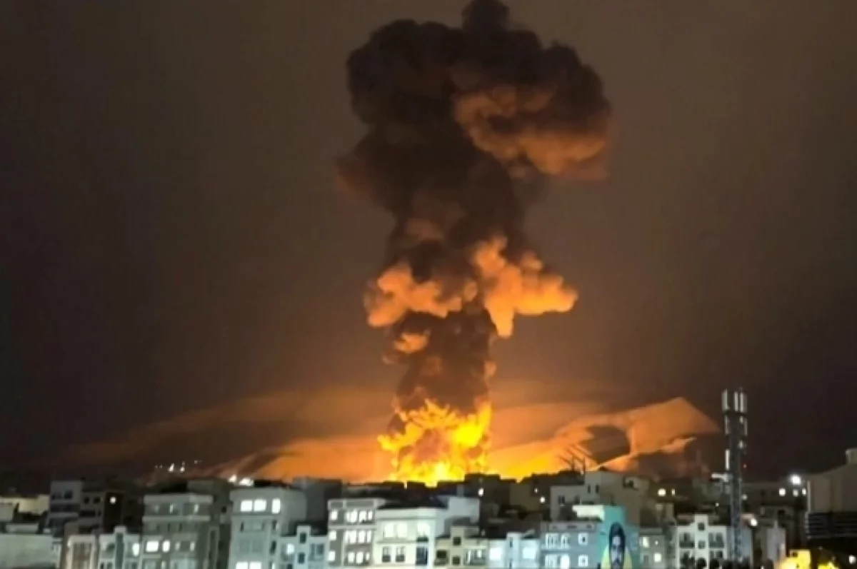 Fars: США и Израиль атаковали нефтехимическую ОЭЗ в Иране, есть погибшие