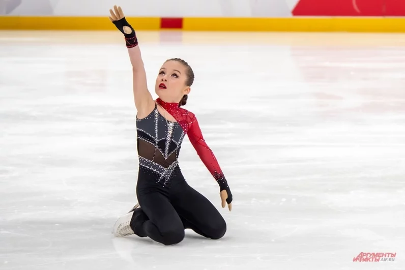 В качестве почетных гостей на турнире выступили олимпийская чемпионка Анна Щербакова, олимпийский чемпион Алексей Ягудин, серебряный призер олимпийских игр Александра Трусова.